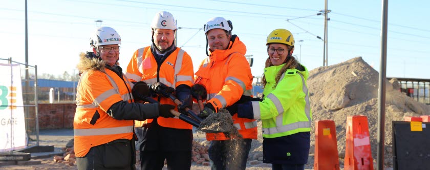 Idag Togs Första Spadtaget Till Nya Stationsområdet - Svedala Kommun